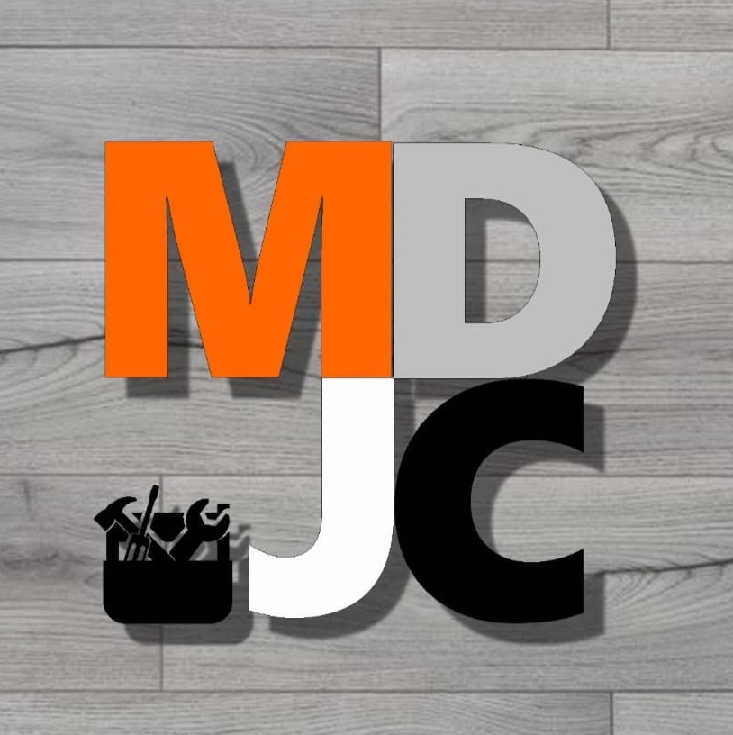 Artisan menuisier près de Tours (37). Installation de cuisines, menuiseries intérieures/extérieures, parquet. Partenaire Leroy Merlin. Devis gratuit.